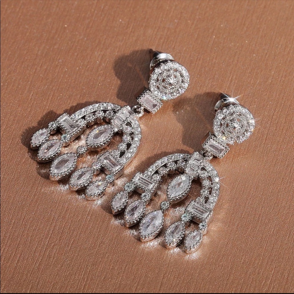 New 925 Silver Luxury Bridal Diamond Earrings - Picture 5 of 6